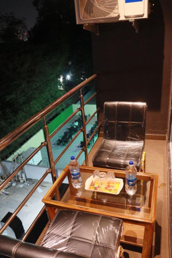 Hotel Candor Amigo Airoli Mind Space Navi Mumbai Eksteriør billede