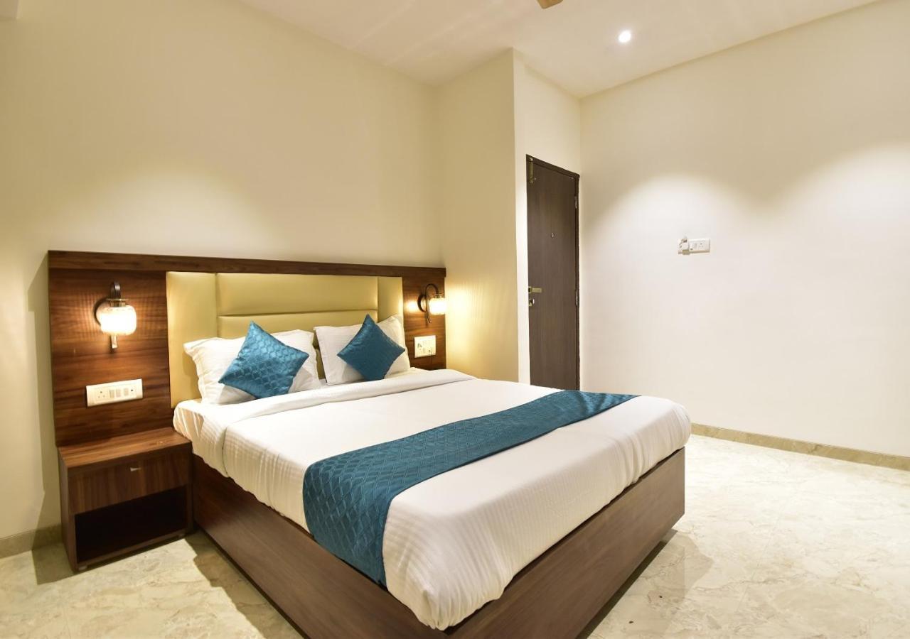 Hotel Candor Amigo Airoli Mind Space Navi Mumbai Eksteriør billede