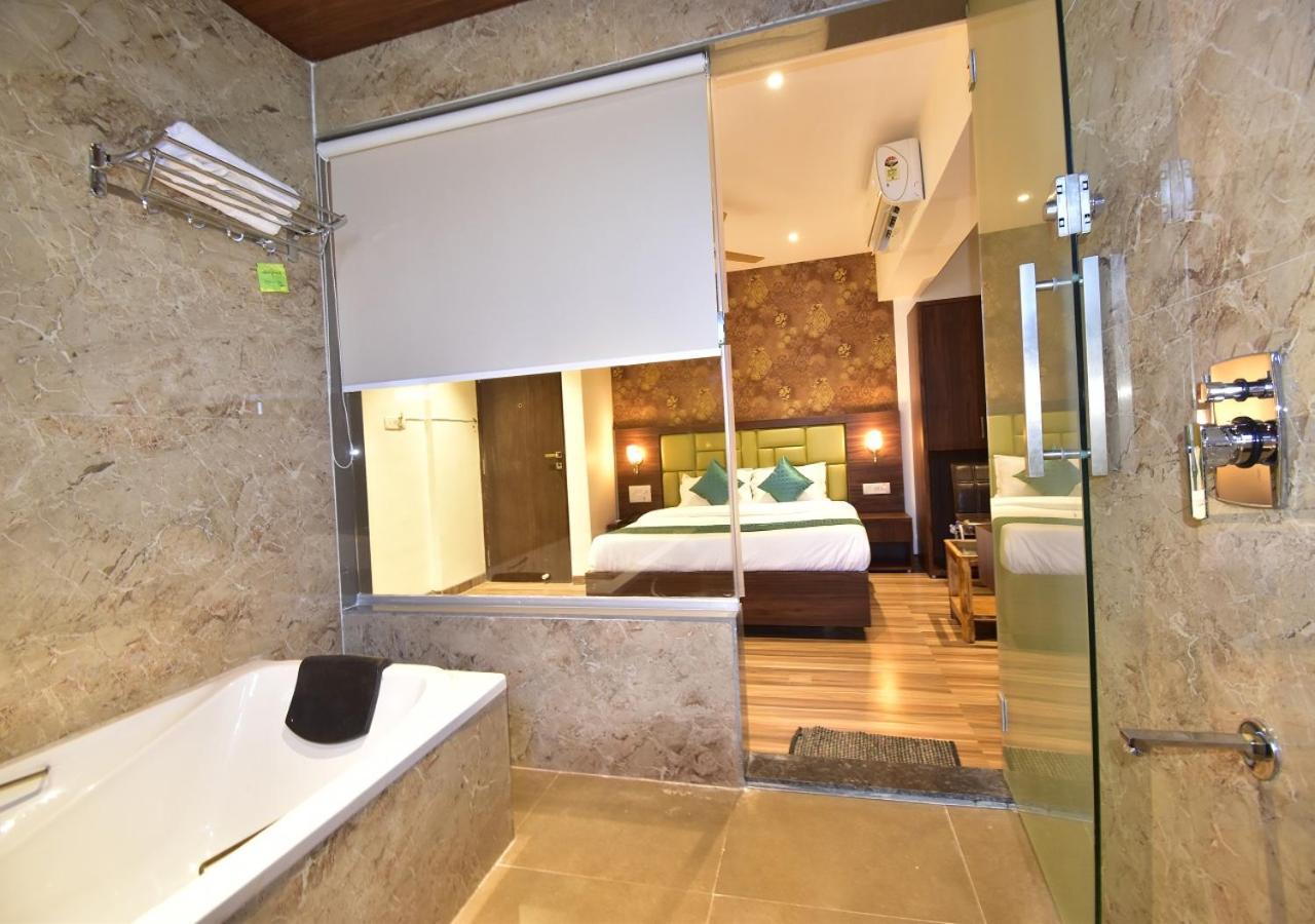Hotel Candor Amigo Airoli Mind Space Navi Mumbai Eksteriør billede